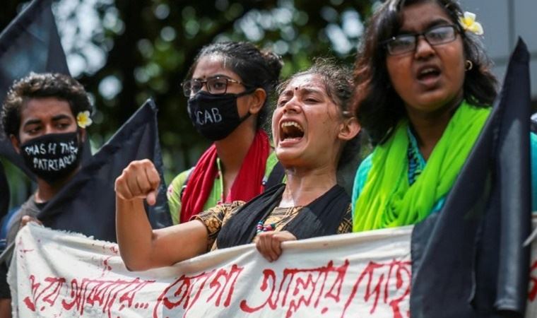 Bangladeş'te kadınların günlerdir süren protestoları sonrası tecavüze idam cezası geliyor