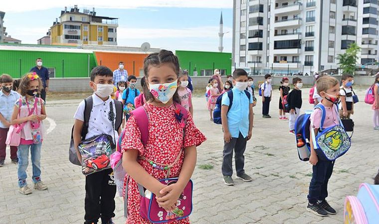 Prof. Dr. Özyaral’dan yüz yüze eğitim için hijyen ve beslenme uyarısı