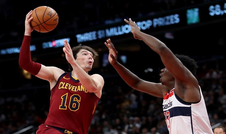 Cedi Osman pilot olacaktı, UNICEF elçisi oldu