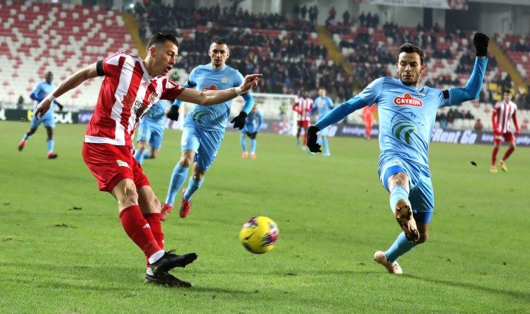 Sivasspor Rizespor ile karşılaşıyor