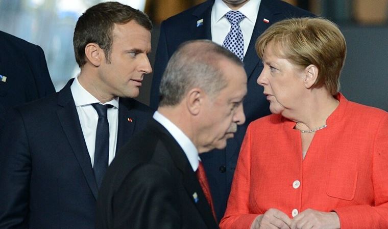 Merkel'den Macron'a destek