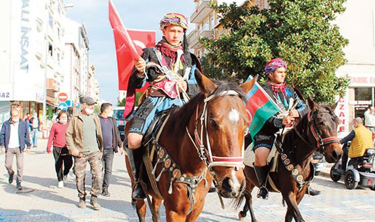 Ege’yi Cumhuriyet coşkusu sardı