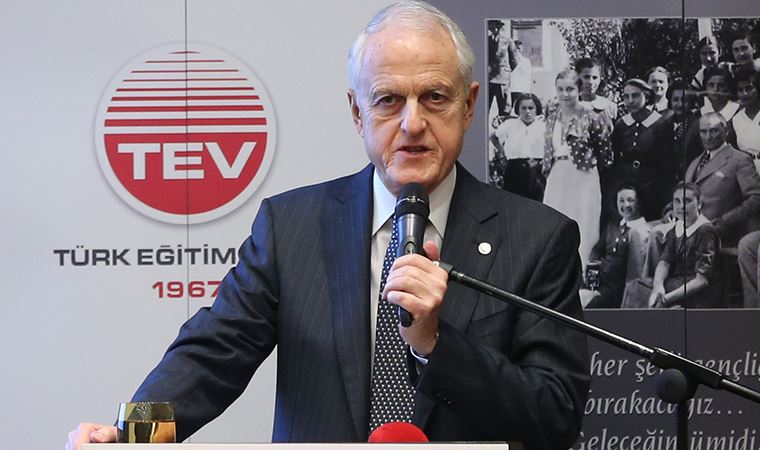 TEV’den bursiyerlerine eğitim desteği