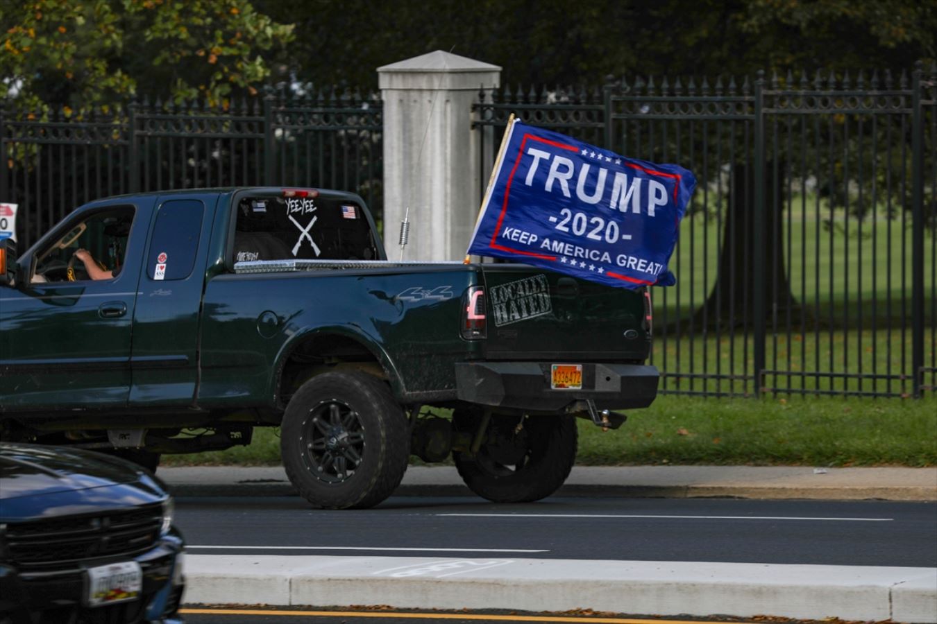 Trump'a hastane önünde destek