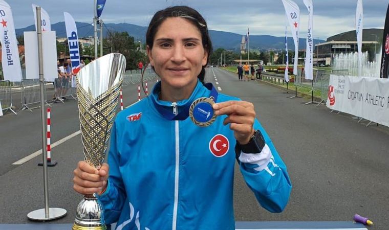 Milli atletler, Dünya Yarı Maraton Şampiyonası'na takım halinde katılacak