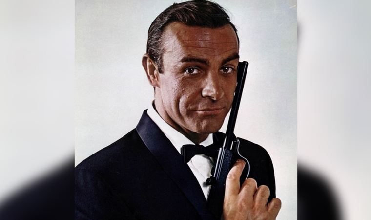 Sean Connery’nin ilk Bond filmindeki silahı açık artırmaya çıkarılıyor