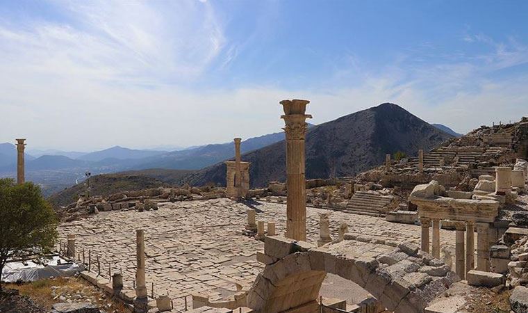 Sagalassos A Sanatci Destegi Kitap Sanat Haberleri