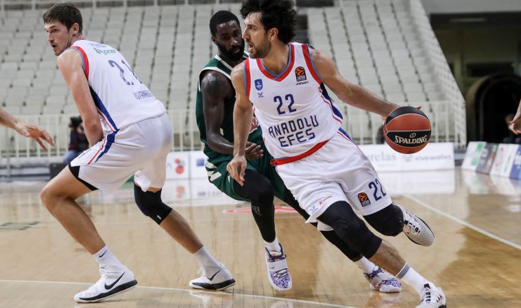 Anadolu Efes, Atina'da kazandı