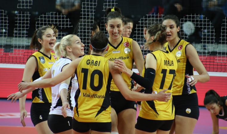 VakıfBank ligdeki galibiyet serisini 31 maça çıkardı