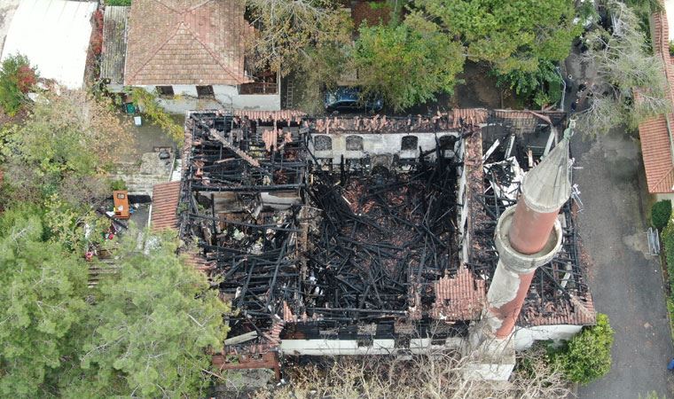 Vaniköy Camii yangının nedeni ortaya çıktı