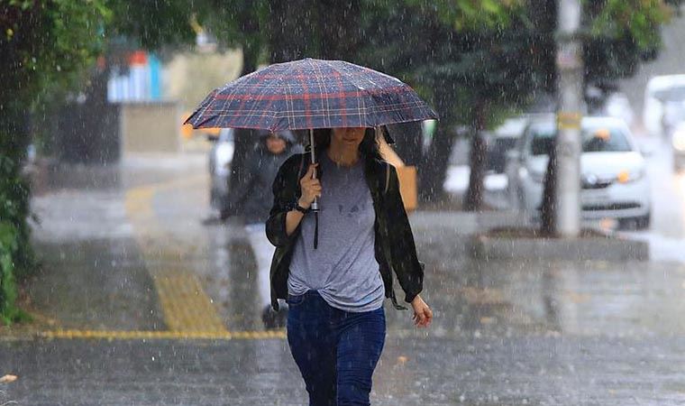 İstanbul'da aralıklı sağanak bekleniyor