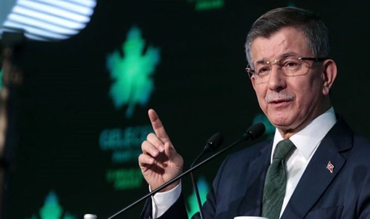 Ahmet Davutoğlu: Berat Albayrak af talep etmiyor, meydan okuyor