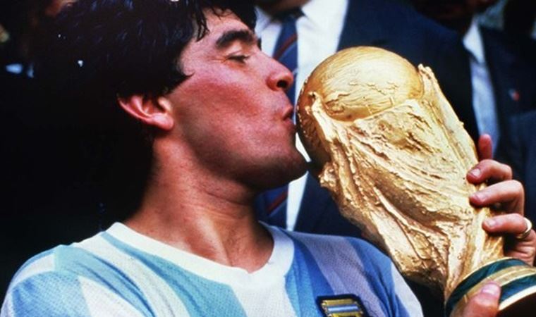 Diego Maradona: Arjantin’in sorunlu futbol dâhisi