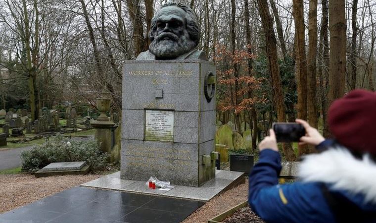 Karl Marx'ın mezarının da bulunduğu ünlü Highgate Mezarlığı iklim krizi tehdidiyle karşı karşıya