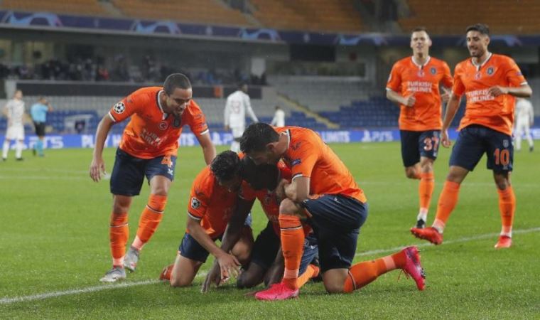 Başakşehir, Manchester'ı devirdi: 2-1