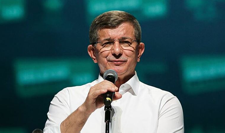 Ahmet Davutoğlu'ndan 'istifa' yorumu: Demokrasilerde görülmeyecek bir şey