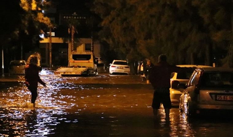 İzmir'deki selden acı haber: 2 ölü