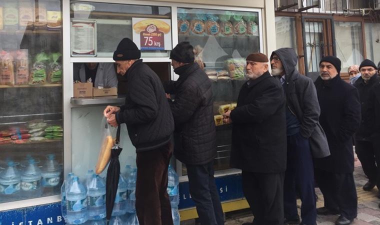 Halk Ekmek büfelerinin açılması AKP'lilerce ertelendi