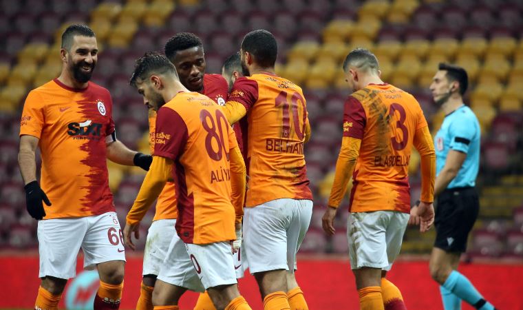 Galatasaray kupada tek golle turladı