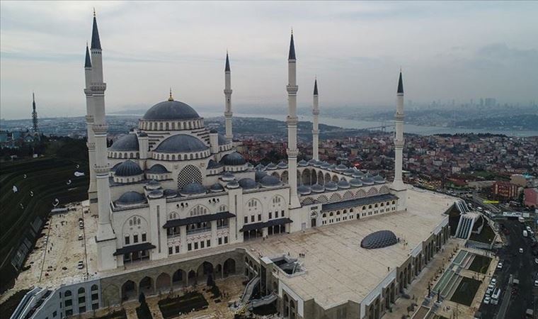 Cumhurbaşkanlığı karar verdi; Ulaştırma Bakanlığı Çamlıca Camisi'nin metrosunu üstlendi