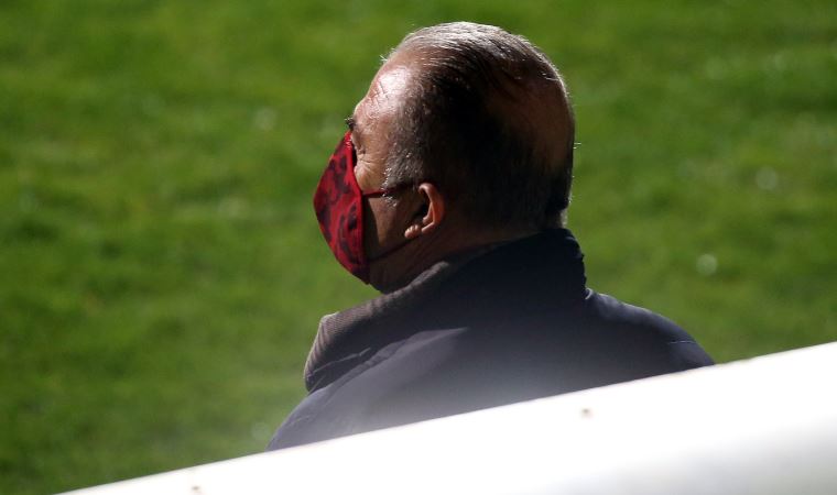 Galatasaray Teknik Direktörü Fatih Terim, bu sözler üzerine kırmızı kart gördü