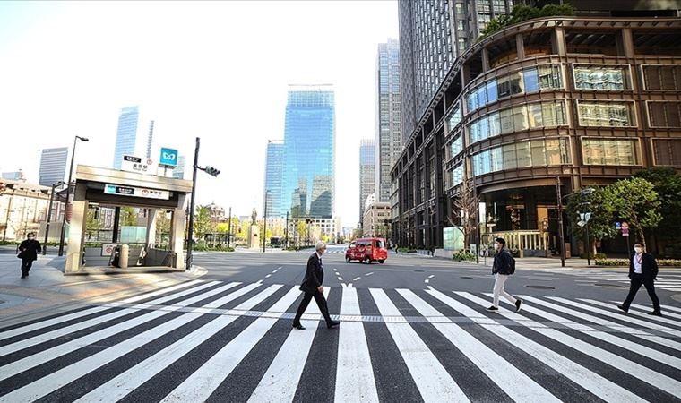 Japonya’da Covid-19'un 'daha hızlı yayılabilen' türünün ilk vakaları tespit edildi