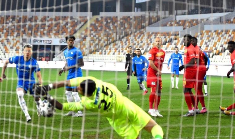 Semih Kaya tribünden küfür edenleri açıkladı