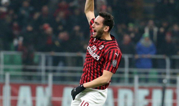 Milan, Hakan Çalhanoğlu ile uzlaşmaya çalışıyor