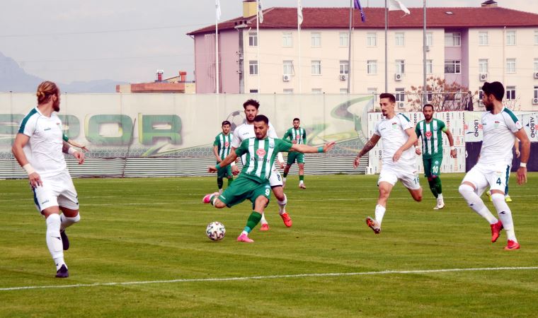 Serik sahasında galip: 2-1