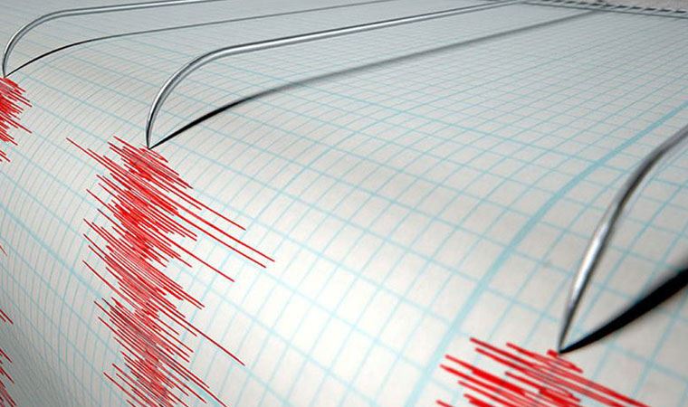 İzmir'de 3.9 büyüklüğünde deprem meydana geldi