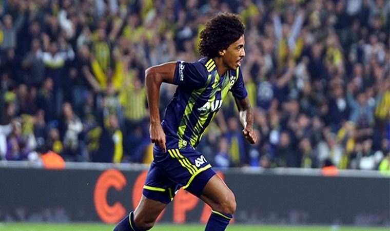 Luiz Gustavo koronavirüs testi pozitif olmasına rağmen maça mı çıktı?