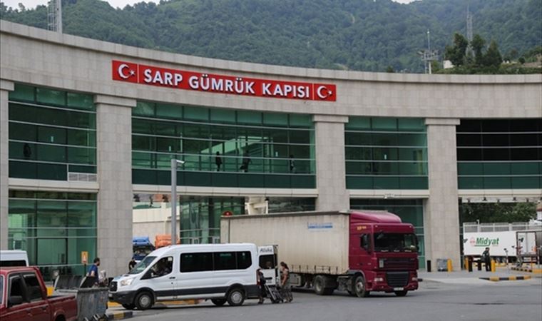 Yazılı açıklamayla bildirildi: Sarp Kara Hudut Kapısı'nda rekor