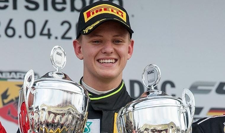 Mick Schumacher Formula 2'de şampiyon oldu