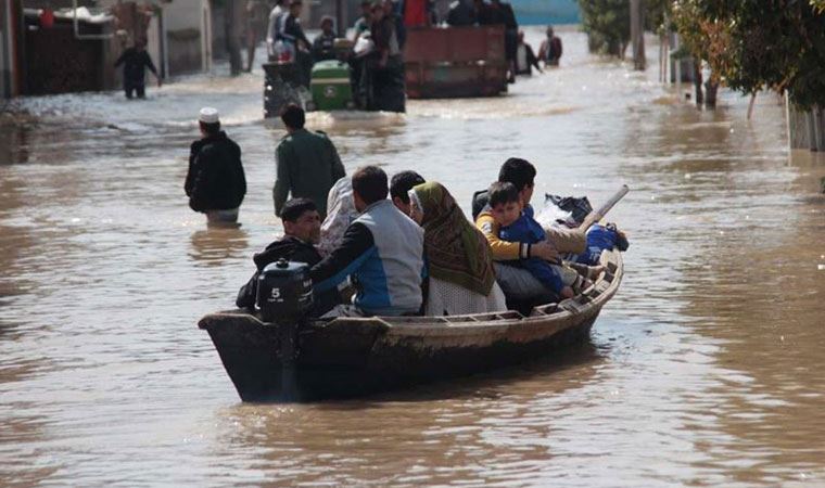 İran'da sel felaketinde ölü sayısı 7'ye yükseldi