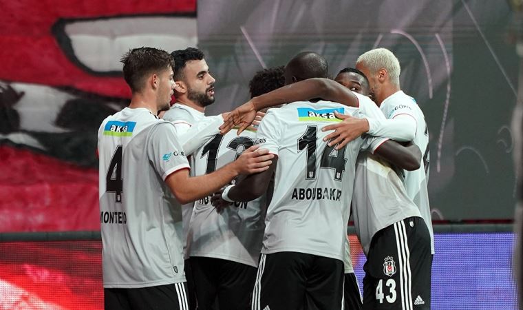 Beşiktaş’ın zorlu maç trafiği başlıyor