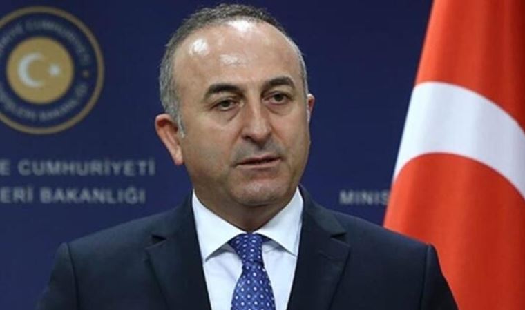 Çavuşoğlu, Karadağlı mevkidaşı Radulovic'i yeni görevi dolayısıyla kutladı