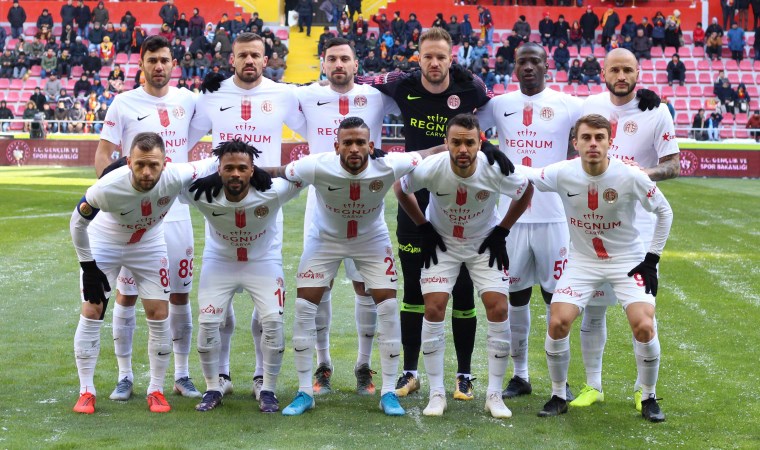 Antalyaspor kupaya odaklandı