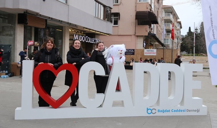 Sevgililer Günü’nde Bağdat Caddesi rüzgarı