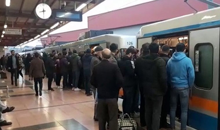 İstanbul'da metro seferlerinde aksama