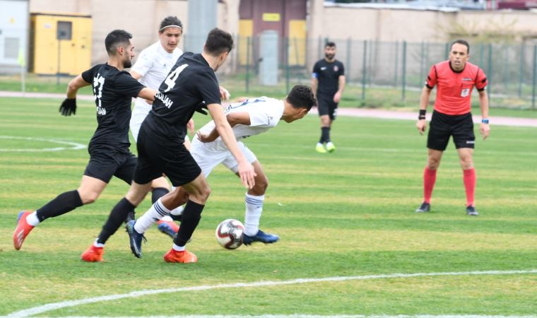 Tarsus İdmanyurdu 2-1'e sevindi