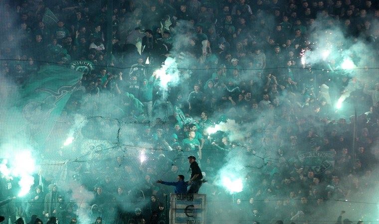 İtalya'da Koronavirüs futbolu vurdu!