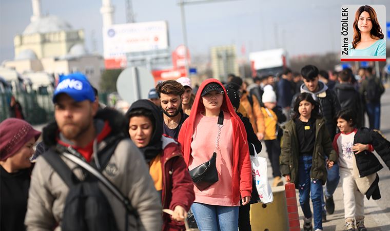 Belirsizliğe gidiyoruz