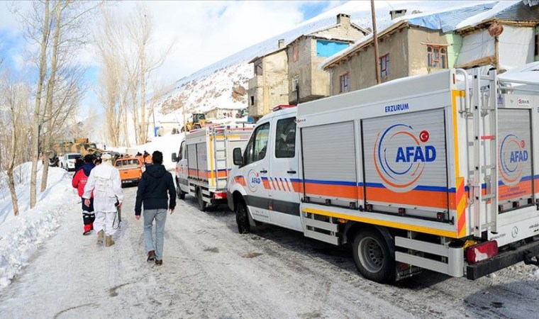 Van'da çığ felaketi: Can kaybı 41'e yükseldi