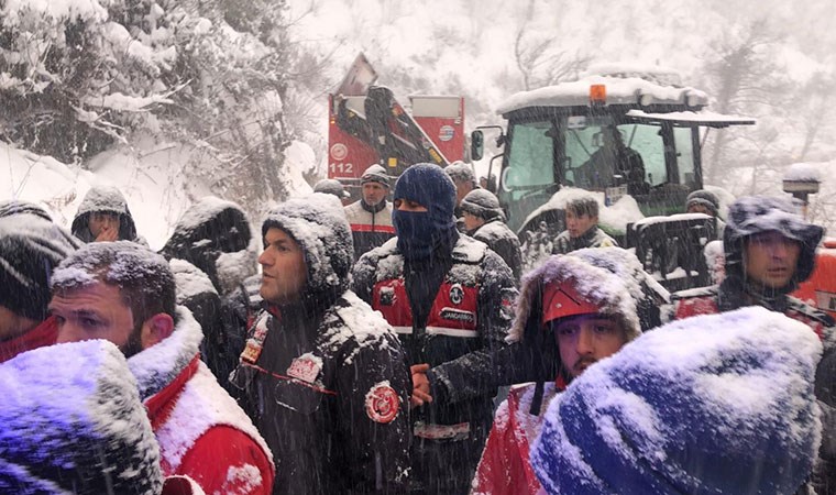 Düzce’de yol açma çalışmaları sırasında kaza: 1 ölü, 2 yaralı