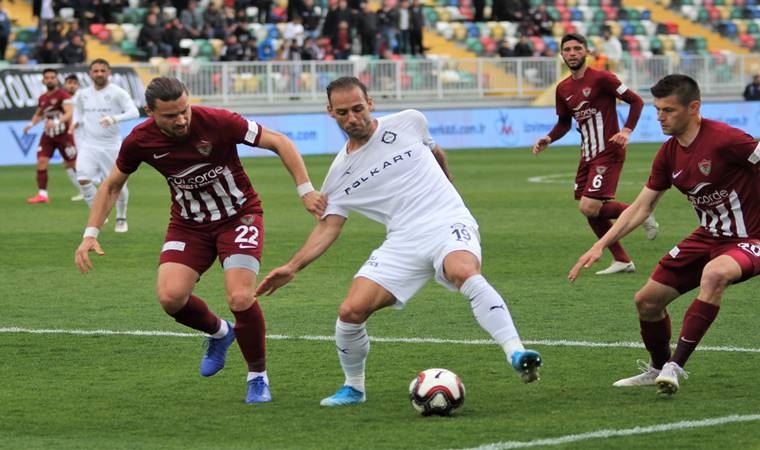 Altay, lider Hatay'ı devirdi