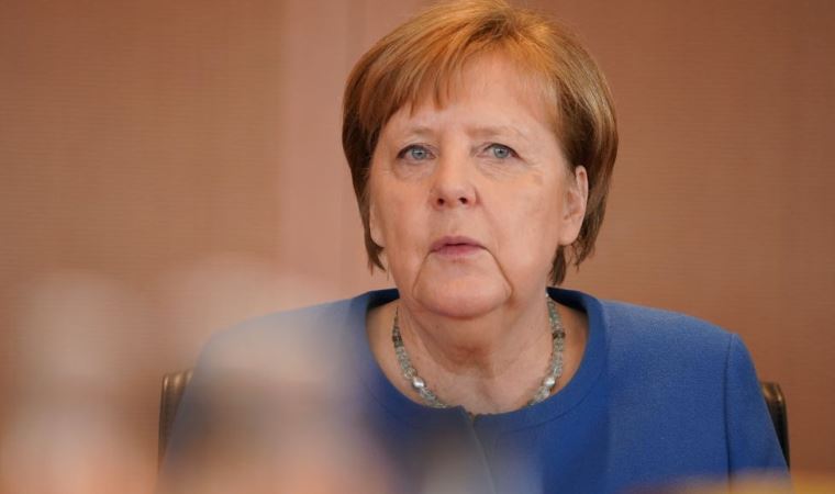 Koronavirüs - Merkel: Virüs dünya nüfusunun yüzde 60 ila 70'ine bulaşabilir