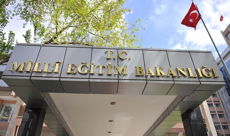 MEB, yurt dışında yapılacak açık öğretim sınavlarını erteledi