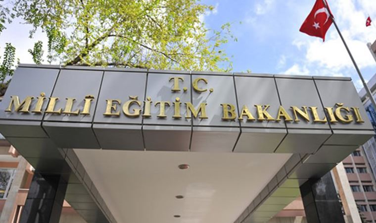 MEB, koronavirüs tedbirleri kapsamında okullardaki etkinlikleri iptal etti