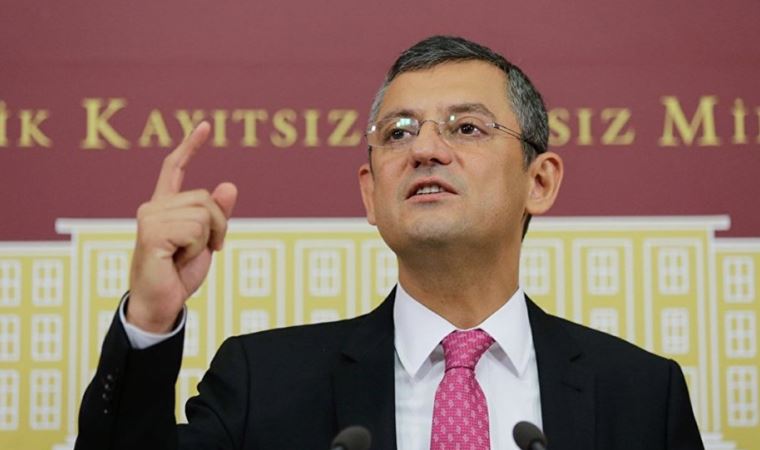 CHP’li Özgür Özel’den İletişim Başkanı Altun’a tepki: “Güvenlik toplantısına girmesi kabul edilemez”