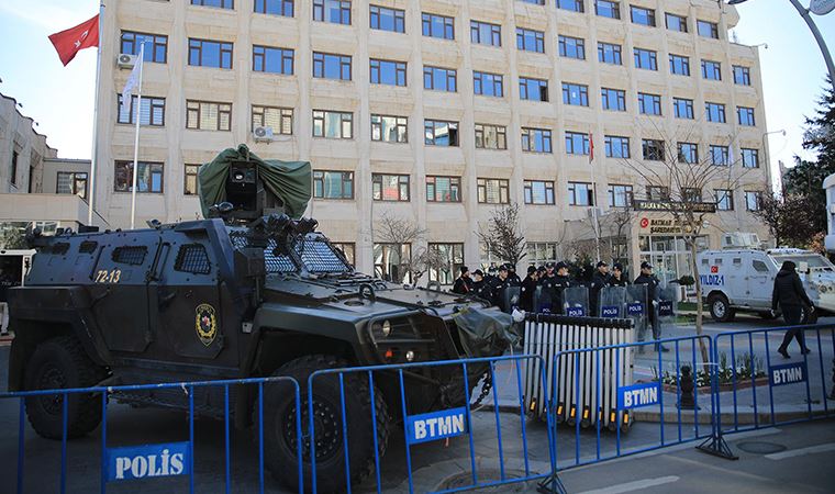 27 barodan kayyım açıklaması: Sandık işlevsiz hale getirilmiş oldu